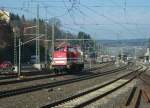 V100.04 durchfhrt am 08.Mrz 2013 als Tfzf den Bahnhof Kronach Richtung Lichtenfels.