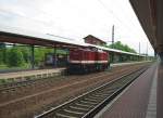 202 425-5 als Lz. am 21.05.2009 durch den Bahnhof Eisenach.