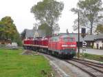 112 565-7 (PRESS), 202 646-6 (Erzgebirgsbahn), 112 708-3 (RIS) und 218 430-7 fahren am 02.10.10 von Schlettau in Richtung Scheibenberg.