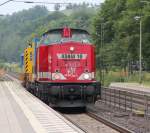  Anja , die ADAM 10 oder 202 743 mit Spitzke Gleiskran und Zubehör in Fahrtrichtung Norden. Aufgenommen am 25.07.2013 in Wehretal-Reichensachsen.