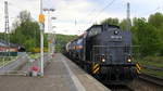 203 152-4  Felix  ommt aus Richtung Aachen-West,Laurensberg,Richterich,Kohlscheid,Herzogenrath,Hofstadt,Finkenrath,Rimburg mit einem Kurzen Güterzug aus Aachen-West nach Krefeld-Linn und