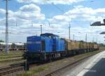 Oranienburg, 8.8.2022. Lok 203 053-7 der PRESS durchfährt den Bahnhof Oranienburg mit einem Schienenschleifzug im Schlepp. Registriert ist die die Lok unter 92 80 1203 165-6 D-PRESS.