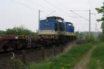 Nachschuss auf das V100 Doppel mit einem Containerzug am 29.04.09 kurz vor Reinfeld (Holst.).