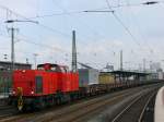 BR 203 120-1 mit flachen Rungenwagen, Ausfahrt Dortmund Hbf.26.03.2010)