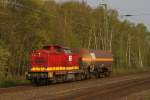 203 006-2 mit einem Kesselwagen in Dinslaken am 08.04.2011