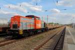 Die V 160.4 der hvle mit einem Flachwagenzug am 29.04.2014 im Bahnhof Oranienburg.

Die Lok wurde 1975 im VEB Lokomotivbau Elektrotechnische Werke -Hans Beimler- Hennigsdorf (LEW) unter der Fabriknummer 15086 gefertgt.
NVR-Nr. 92 80 1203 109-4 D-HVLE