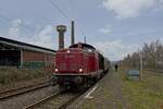 212 007-9 des Eisenbahnmuseums Bochum im Bahnhof Wengern-Ost (08.04.2023) 