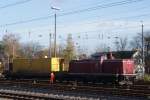 Efw 212 240-6 mit Putzzug in Solingen Hbf am 08.11.2008