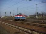 212 314-9 von PE Cargo bei der durchfahrt in Berlin Schnefeld Flughafen am 4.4.05