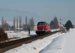 212 093-9 von DB Fahrwegdienste Karlsruhe GmbH mit 218 249-1 (DB Service Sdost GmbH Karslruhe) am 16. Februar 2010 in Neunkirch.