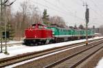 V 100 2009 erreicht am 18.02.10 zusammen mit den vier Ludmillas der Wismut den Bahnhof Muldenstein.