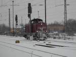 V100 2335 kam am 20.12.2010 nach Stendal.