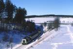 212 254 kurz vor Erreichen des Endbahnhofs Winterberg, 01.02.1987.