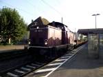 BR 212 052-5 in Mannheim Friedrichsfeld am 25.09.11 von der EFW mit Bauzug 