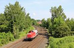 Klein aber fein 212 036-8 mit einem Waggon zu sehen am 08.06.16 bei der Einfahrt in Marktredwitz.