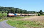 217 002-5 BTE und V 1235 (212 285) zu sehen am 25.08.16 in Lengenfeld bei Groschlattengrün mit einem leeren Kesselzug nach Cheb/Cz.