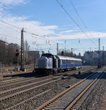 212 249 das Clärchen von Lokomotion mit ihrem Sonderzug DPE 98 nach Oberstaufen im Allgäu am Heimeranplatz in München am 2.2.2017.