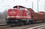 Rengsteigbahn 213 339-5 Leuft im Leerlauf mit am Holzug der von der ex D&D 228 758-9 gezogen in richtung Hamburg am 18.01.2012 in Rotenburg Wmme.