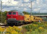 Am 30.08.2014 ist EfW Lok 215 025 beim Gleisbau zwischen Tübingen und Reutlingen eingesetzt.