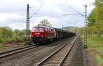 Ein Exot auf der KBS 613: OHE Lok 200085 (216 121-4) mit H-Wagenzug in Fahrtrichtung Norden. Aufgenommen in Wehretal-Reichensachsen am 18.04.2014.