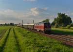 216 224 mit einem Sonderzug am 17.05.2015 bei Plattling.