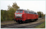 EVB Diesellok 216067 ex DB hat am 27.10.1996 Betriebsruhe im Bahnhof Bremervörde.