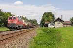 217 012-4 und 217 002-5 ziehen am 12.08.2011 bei Hergatz einen auf Grund der Arlbergsperre umgeleiteten Gterzug Richtung Lindau.