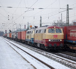 217 002 mit Gz nach Burghausen in München-Heimeranplatz am 17.11.07.