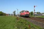 218 369 und 218 397 am 07.05.18 mit dem IC2315 bei Langenhorn.