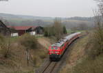 218 499-2 und 218 436-4 mit dem RE 22524 (Ulm Hbf-Aulendorf) bei Mittenhausen 6.4.19