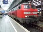 Soeben ist 218 216 mit ihrem RE 12 aus Trier in Kln Hauptbahnhof auf Gleis 1 angekommen! 27.12.2007, 14.40 Uhr