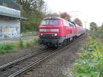 218 105-5 fhrt am 24.05.08 mit RE 21424 aus Hamburg Hbf in den Reinfelder Bf. Nach einem kurzen Halt geht es weiter zum Zielbahnhof Lbeck Hbf.