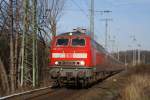 218 411-7 mit dem RE 12 nach Trier in Kln West am 03.01.2009