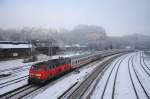 218 409 erreicht am Morgen des 17.1.2009 mit dem Ski-Express Montafon von Frankfurt nach Bludenz den Bahnhof Biberach/Riss.