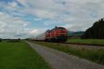 DB BR 218 487-7 mit IC 2085, Augsburg Hbf - Oberstdorf zwischen Altsttten(Allgu) & Fischen (Allgu).