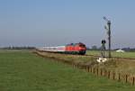 218 369-7 und 218 345-7 ziehen am 9.10.2010 IC 2315 nach Frankfurt (Main) bei Lehnshallig gen Sden.