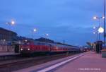 Und noch ein Blick auf den mit 2x BR 218 fahrenden Saison-RE von Hof nach Leipzig am Abend des 27.10.2010. Wir sehen fhrend 218 390.