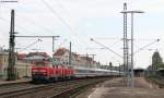 218 456-2 und 434-9 mit dem IC 2012 (Oberstdorf-Herford) in Esslingen (Neckar) 17.4.11