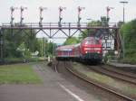 Hier 218 474-5 mit RE14067 von Hannover Hbf. nach Bad Harzburg, bei der Einfahrt am 22.5.2011 in Bad Harzburg.