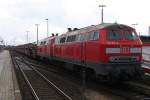 218 157-6 und 218 184-0 mit Autozug Niebll-Westerland (Sylt) auf Bahnhof Westerland (Sylt) am 23-6-2007.