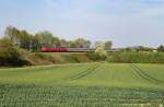 218 404 und 401 mit EC 192 bei Oberbergen (23.04.2011)