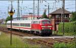 218 389-5 fhrt den (superlangen)IC2404 nach Heringsdorf.