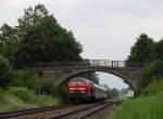 In der Nhe von Mellatz ziehen am 19.06.2012 die 218 433-1 und eine weitere 218er den EC 192 von Mnchen nach Zrich anstatt mit den sonst blichen sechs SBB-Wagen mit vier DB-Wagen.