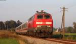 218 466-1 mit dem RE 27004 (Passau Hbf-Mühldorf(Oberbay)) bei Rottersham 4.10.14