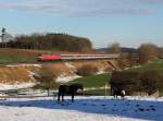 Die 218 493 und die 218 830 mit einem IC nach Innsbruck am 05.01.2015 unterwegs bei Gensenweiler.