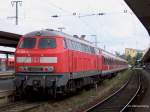 In Nrnberg auf Gleis 21 wartet 218 304 auf Abfahrt als RB 30161 nach Neuhaus (Pegnitz) (29.07.03)