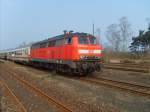 Die 218 379-6 steht am 30.3.07 mit dem IC 1931 in Mnster(rtze). Der Zug wartet dort auf die Durchfahrt der RB nach Uelzen, um dann etwa 30 Min spter zur Kaserne zu fahren um dort den Groteil der Soldaten aufzunehmen.