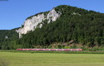 Lr 28671 (Donaueschingen-Ulm Hbf) mit Schublok 218 427-3 bei Hausen im Tal 23.6.16