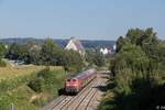 Am 08.09.2016 war 4207 noch planmäßig mit n-Wagen unterwegs. 218 326-7 brachte den Zug nach Lindau, kurz nach der Ausfahrt aus dem Bahnhof Aulendorf.