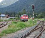 Nachdem die Ulmer 218 194-9 schon lnger wieder von ihrem  Sylt-Urlaub  zurck ist, und ihrem Bahnrumer beraubt wurde, konnte ich sie am 14.8.2009 in Oberstdorf beim Ausruhen ablichten.